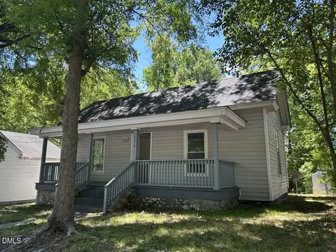 2306 Ashe St, Durham, NC 27703