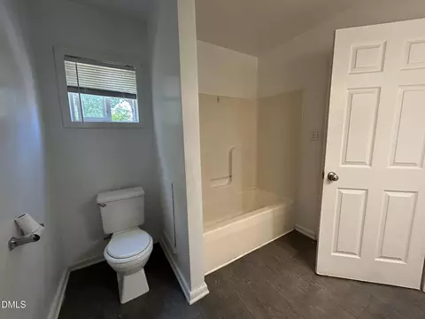 Bath - 2306 Ashe St, Durham, NC 27703 photo 2 of 5