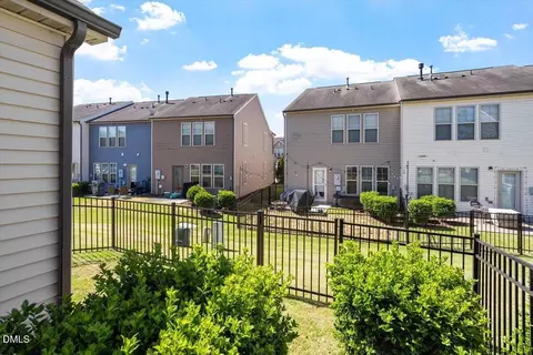Exterior - 114 Brier Crossings Loop, Durham, NC 27703 photo 6 of 7