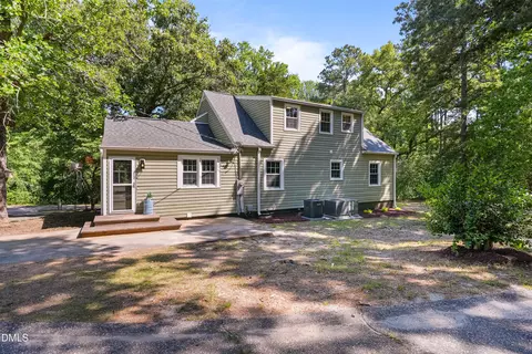 Exterior - 409 Forest Ave, Broadway, NC 27505 photo 5 of 15