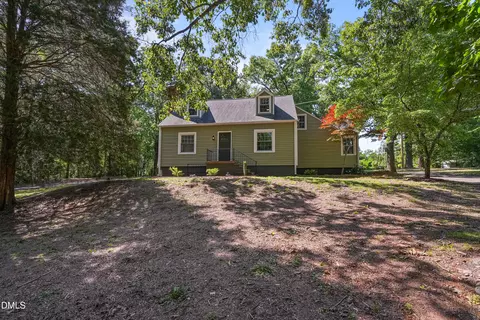 Exterior - 409 Forest Ave, Broadway, NC 27505 photo 3 of 15