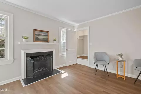 Living - 409 Forest Ave, Broadway, NC 27505 photo 5 of 5