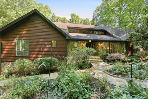 8208 Aberloch Ct, Raleigh, NC 27606