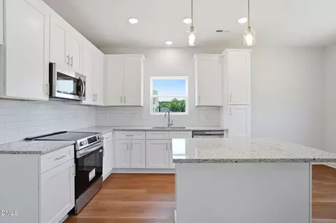 Kitchen - 9018 Phoenix Ct, Middlesex, NC 27557 photo 2 of 5