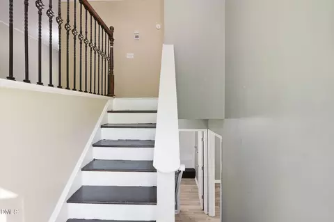 Entry Way - 5505 Mccormick, Durham, NC 27713 photo 1 of 3