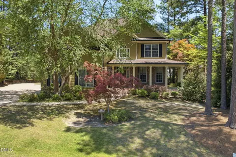 126 Shining Water Ln, Spring Lake, NC 28390