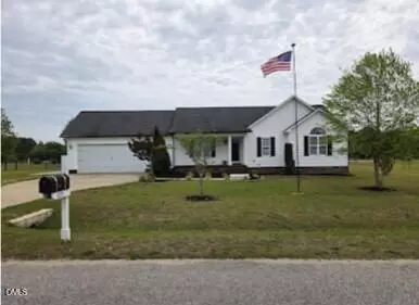 105 Jj Dr, Benson, NC 27504