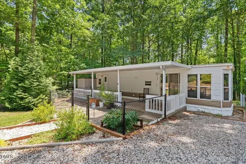 120 Pawnee Dr, Louisburg, NC 27549