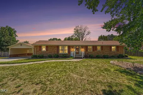 2923 Ardmore St, Burlington, NC 27215