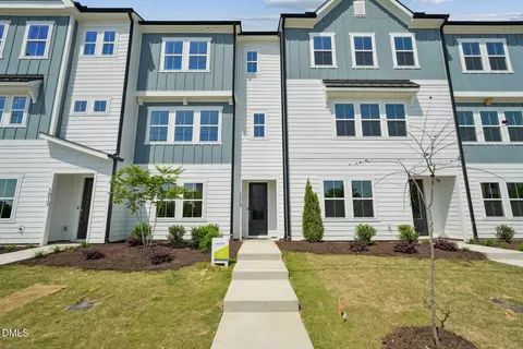 1063 Zelkova Ln, Chapel Hill, NC 27517