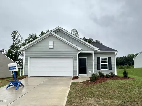 200 Buckthorn Dr, Youngsville, NC 27596