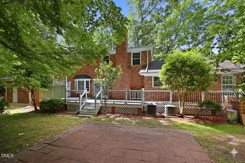 Exterior - 100 Moray Ct, Cary, NC 27511 photo 7 of 11