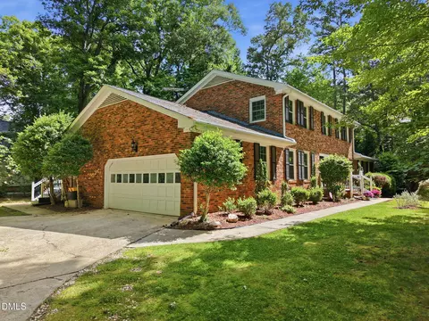 Exterior - 100 Moray Ct, Cary, NC 27511 photo 2 of 11