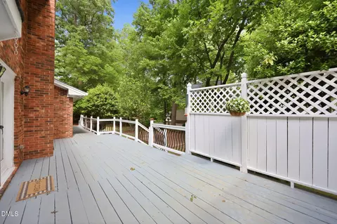 Exterior - 100 Moray Ct, Cary, NC 27511 photo 6 of 11