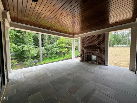 Exterior - 1008 Oldfourth Ln, Durham, NC 27707 photo 3 of 4