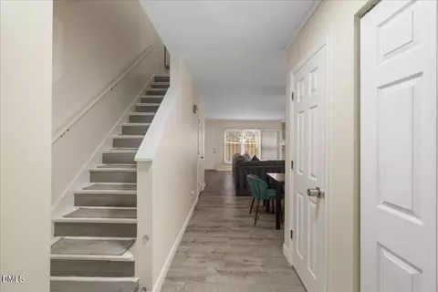 Entry Way - 4 Astor Ct, Durham, NC 27705 photo 1 of 5