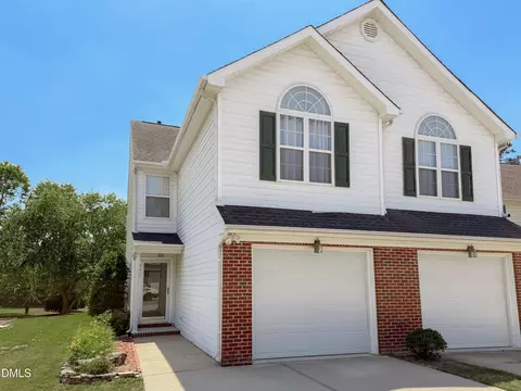 2017 Thornblade Dr, Raleigh, NC 27604
