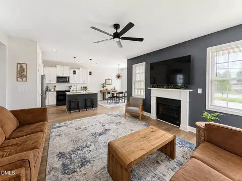 138 Ottawa Dr, Louisburg, NC 27549