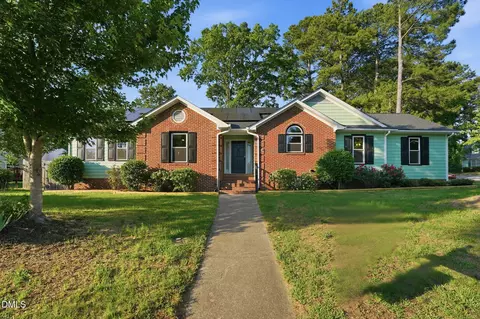 204 Foley Dr, Garner, NC 27529