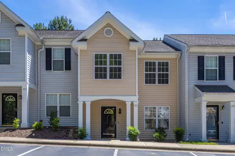 107 Harbor Haven Dr, Apex, NC 27502