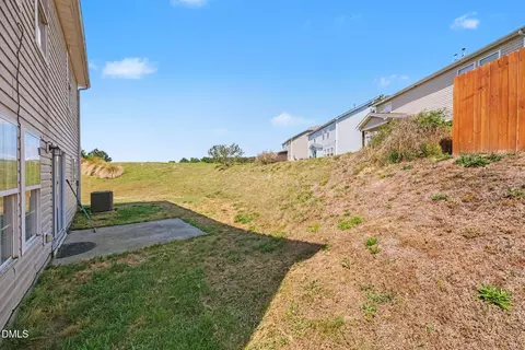 Exterior - 14 Fielding Ct, Durham, NC 27703 photo 3 of 6