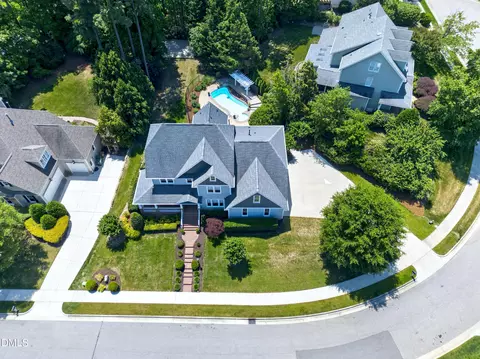 945 Alden Bridge Dr, Cary, NC 27519