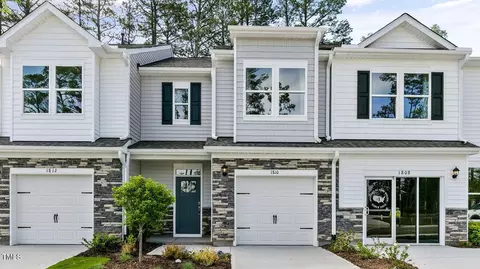 1947 Hinesley Dr, Durham, NC 27703