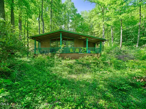 25 Posse Creek Rd, Burnsville, NC 28714