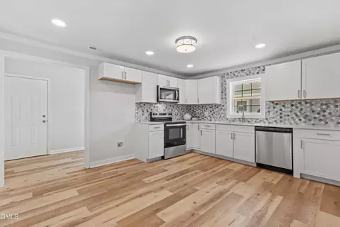 105 3rd St, Erwin, NC 28339 photo 8