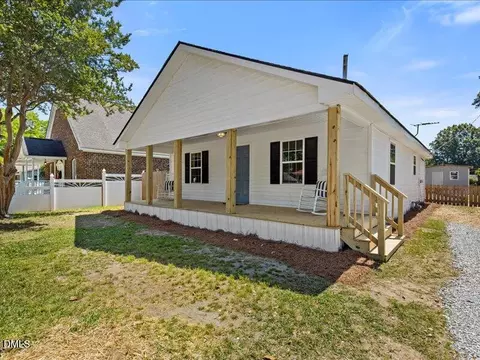 105 3rd St, Erwin, NC 28339 photo 22