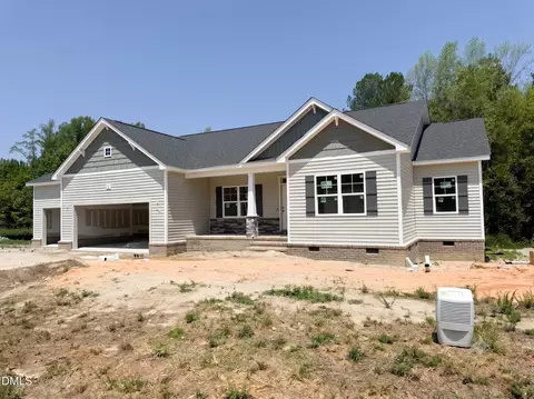 55 Kettle Creek Dr, Zebulon, NC 27597