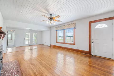 Living - 10581 Highway 42, Middlesex, NC 27557 photo 4 of 4
