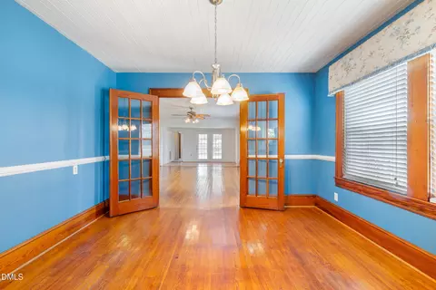 Dining - 10581 Highway 42, Middlesex, NC 27557 photo 3 of 3