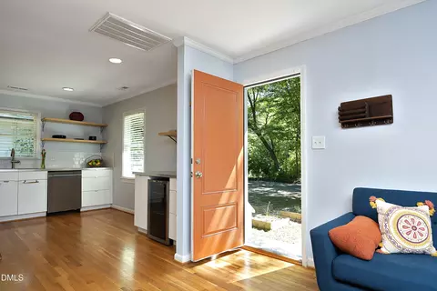 Entry Way - 811 Hale St, Durham, NC 27705 photo 1 of 2