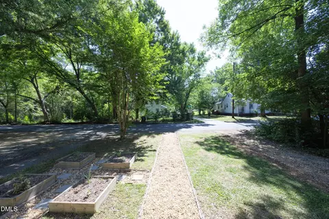 Exterior - 811 Hale St, Durham, NC 27705 photo 10 of 11