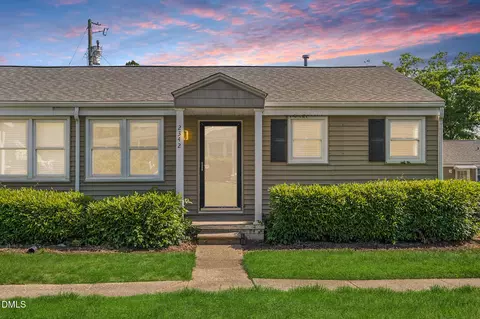 2342 Bernard St, Raleigh, NC 27608