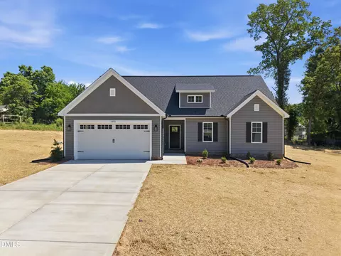 Exterior - 1264 Dover St, Roxboro, NC 27573 photo 9 of 10