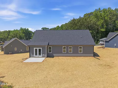 Exterior - 1264 Dover St, Roxboro, NC 27573 photo 3 of 10