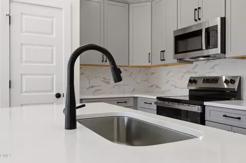 Kitchen - 1264 Dover St, Roxboro, NC 27573 photo 3 of 4