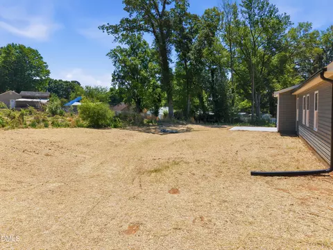 1264 Dover St, Roxboro, NC 27573 photo 26