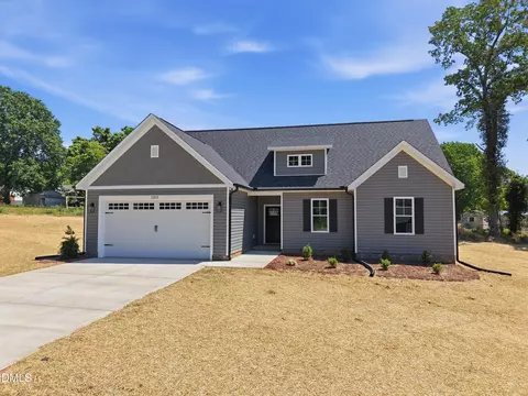 1264 Dover St, Roxboro, NC 27573