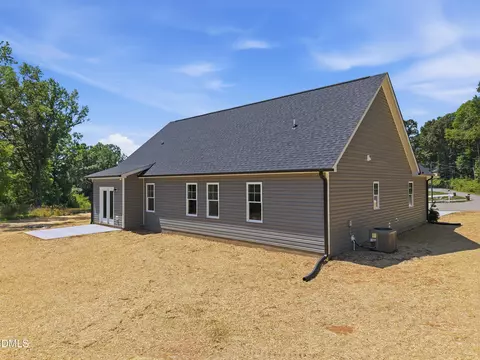 1264 Dover St, Roxboro, NC 27573 photo 29