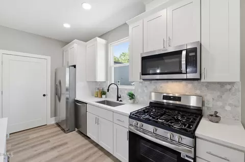 Kitchen - 1013 B Carroll St, Durham, NC 27707 photo 4 of 5