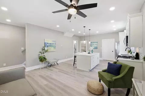 Entry Way - 1013 B Carroll St, Durham, NC 27707 photo 2 of 3