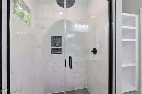 Bath - 1013 B Carroll St, Durham, NC 27707 photo 3 of 5