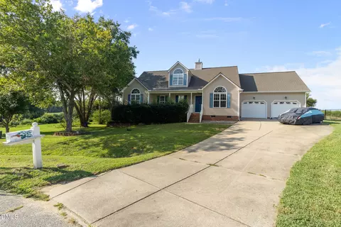 80 Raven Hill Ct, Clayton, NC 27520