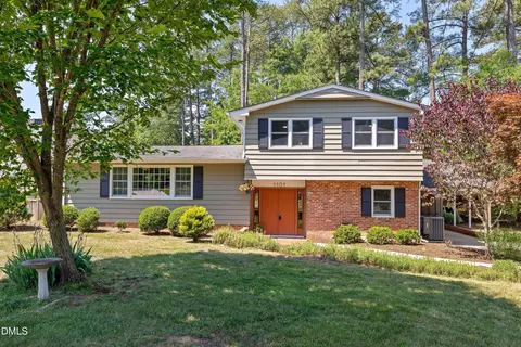 1101 Gunnison Pl, Raleigh, NC 27609