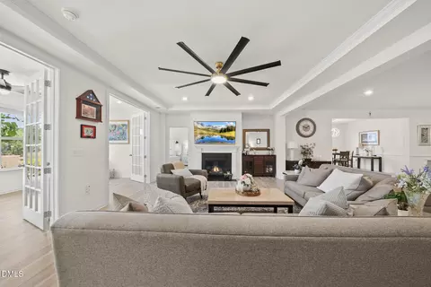 104 Darter St, Holly Springs, NC 27540