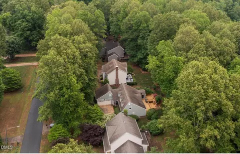 106 Forestview Dr, Elon, NC 27244 photo 7