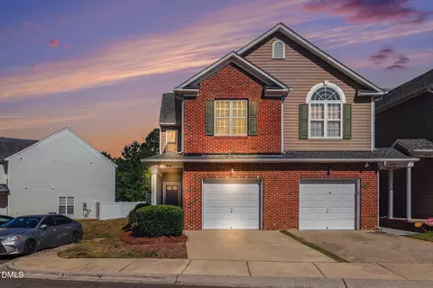 1016 Hadel Pl, Knightdale, NC 27545